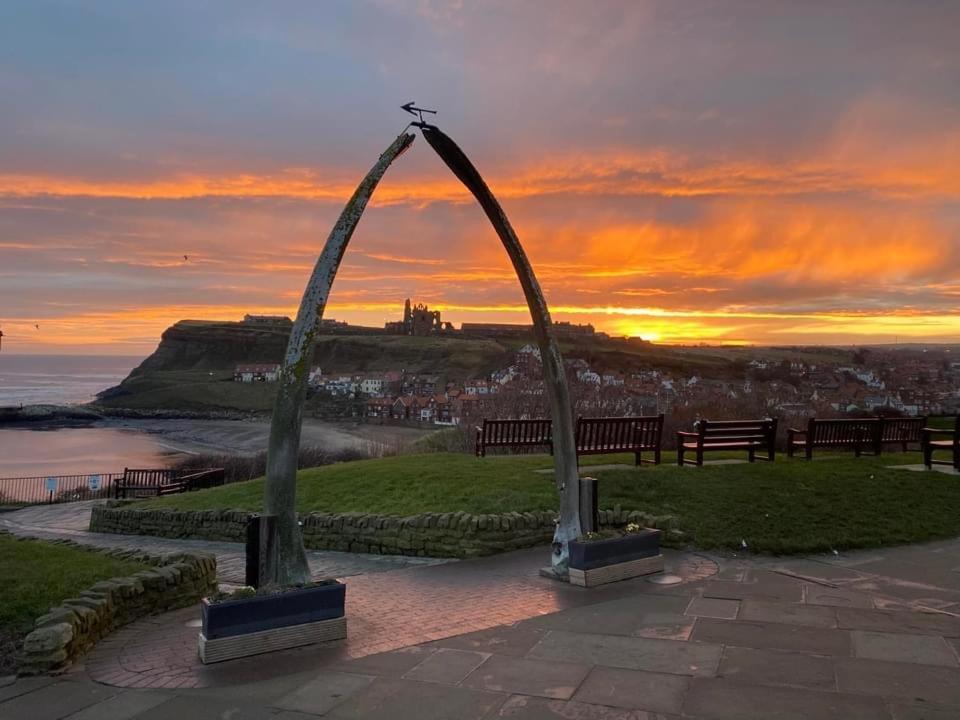 Bed and Breakfast Little Pie In The Sky Whitby Zewnętrze zdjęcie